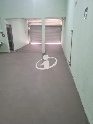 Cômodo para alugar no Osvaldo Rezende imagem 1