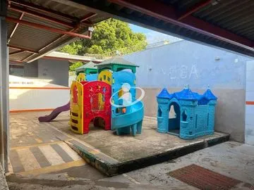 Casa Comercial para alugar no Saraiva imagem 1