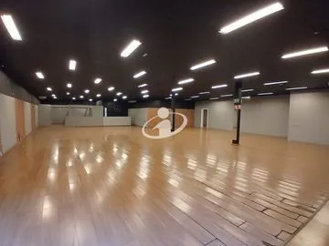 Cômodo para alugar no Centro imagem 1
