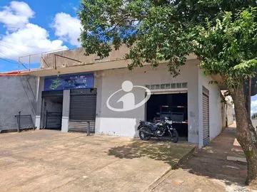 Cômodo para alugar no Custodio Pereira imagem 1