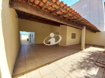 Casa para alugar no Santa Monica imagem 1