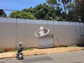 Casa para alugar no Umuarama imagem 1