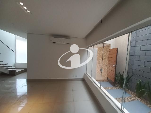 Casa em condomínio_Aluguel