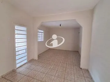 Casa para alugar no Custodio Pereira imagem 1