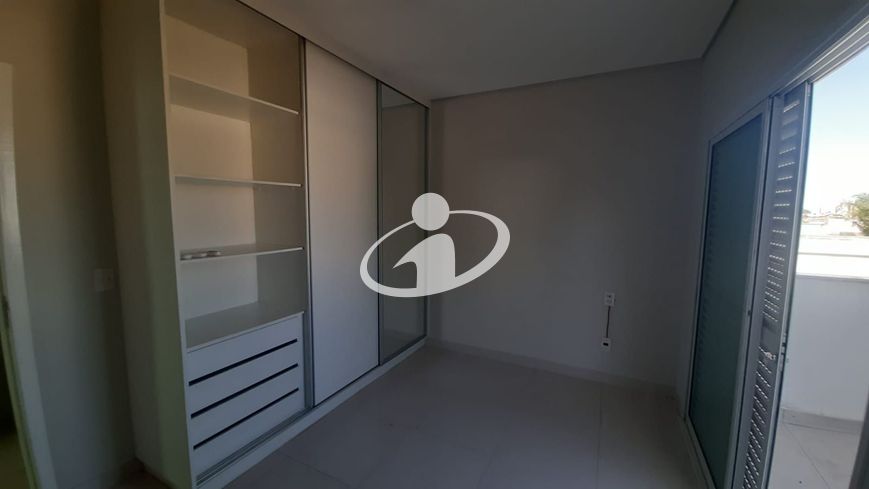 Casa em condomínio_Aluguel