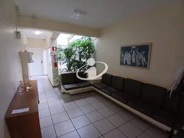 Cômodo para alugar no Centro imagem 1