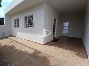 Casa para alugar no Custodio Pereira imagem 1