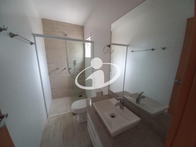 Casa em condomínio_Aluguel