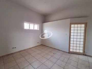 Casa para alugar no Segismundo Pereira imagem 1