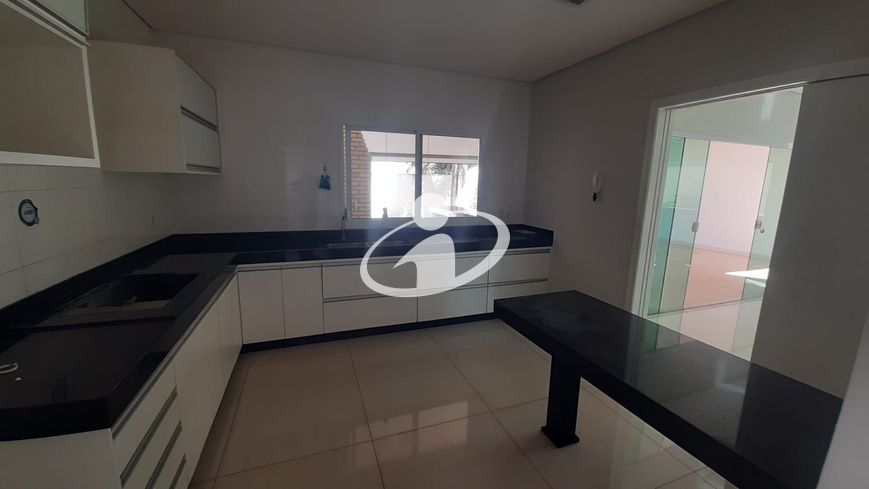 Casa em condomínio_Aluguel