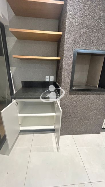 Casa em condomínio_Aluguel