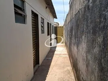 Casa para alugar no Santa Rosa imagem 1