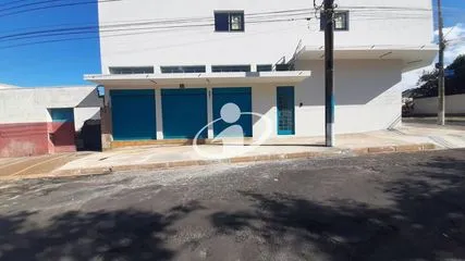 Cômodo para alugar no Custodio Pereira imagem 1