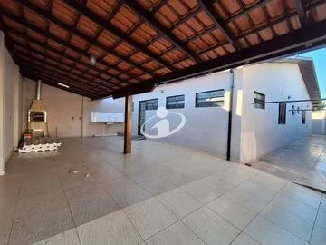 Casa para alugar no Planalto imagem 1