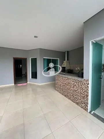 Casa para alugar no Granada imagem 1