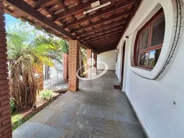 Casa para alugar no Santa Monica imagem 1