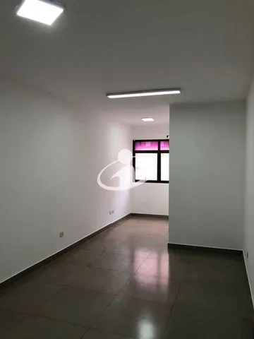 Sala para alugar no Martins imagem 1