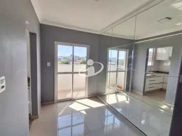 Apartamento para alugar no Segismundo Pereira imagem 1