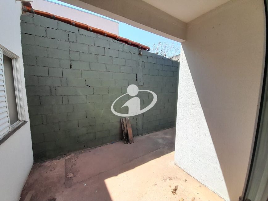 Casa cond fechado_Aluguel