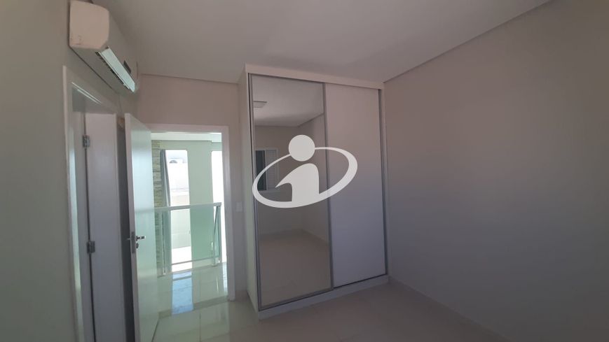 Casa em condomínio_Aluguel