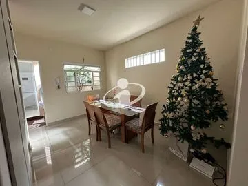 Casa para alugar no Fundinho imagem 1