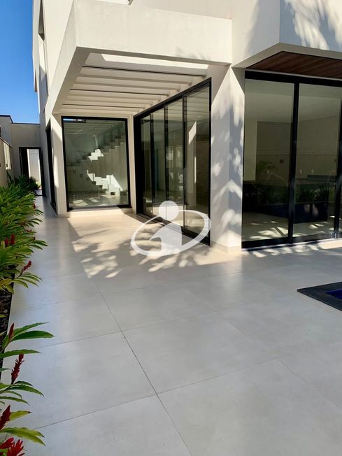 casa cond fechado_Aluguel
