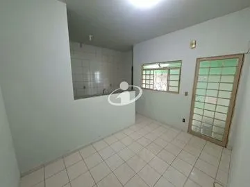 Casa para alugar no Jardim Das Palmeiras imagem 1