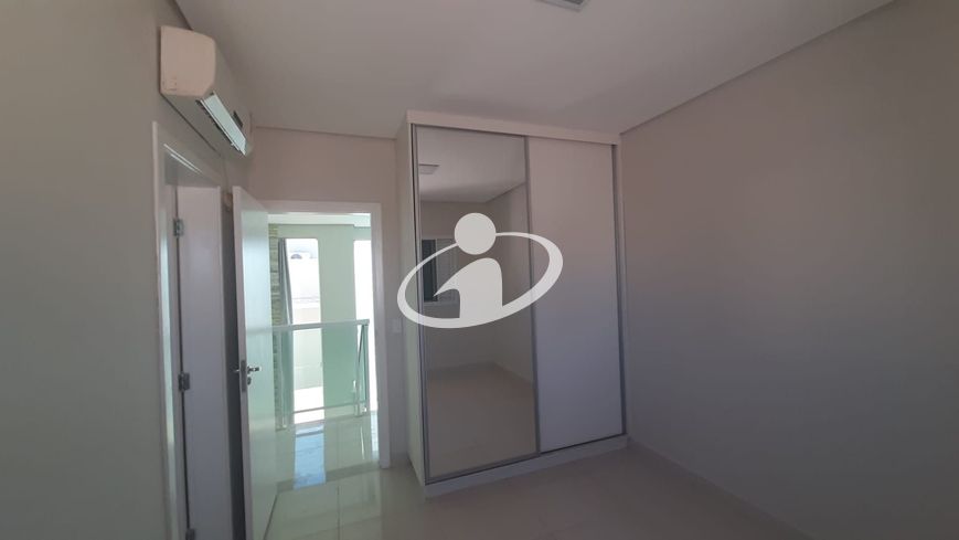 Casa em condomínio_Aluguel