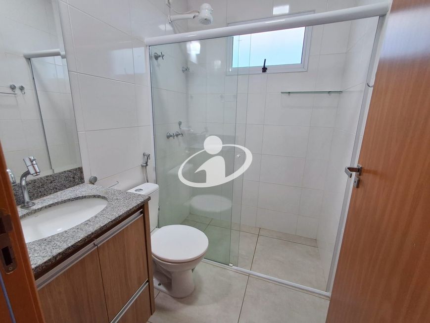 Casa em condomínio_Aluguel