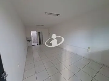 Sala para alugar no Planalto imagem 1