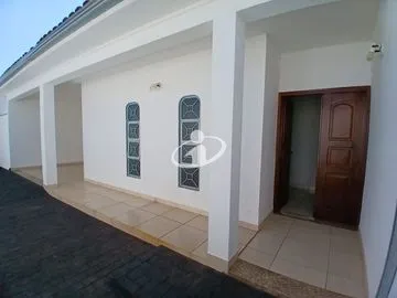 Casa para alugar no Santa Monica imagem 1