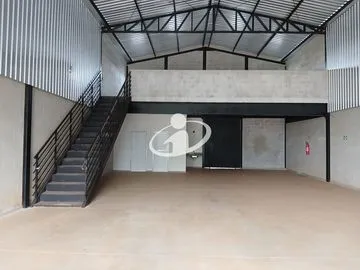Galpão para alugar no Alto Umuarama imagem 1