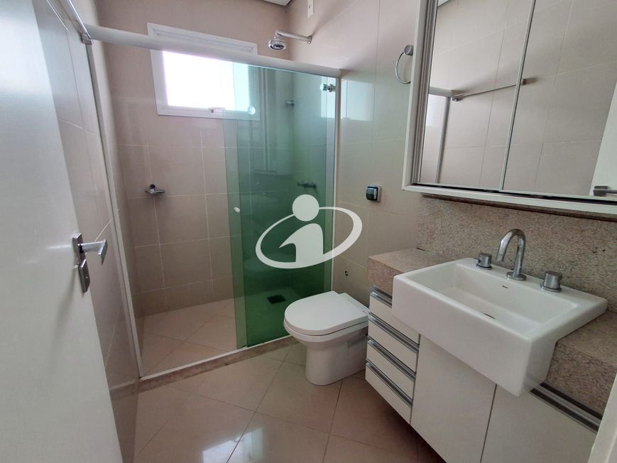casa cond fechado_Aluguel