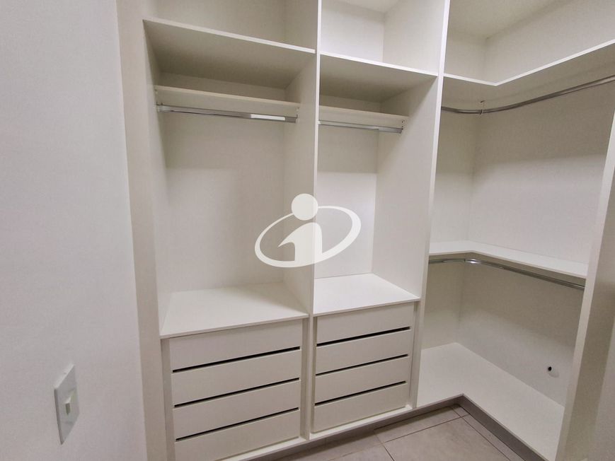 Casa em condomínio_Aluguel