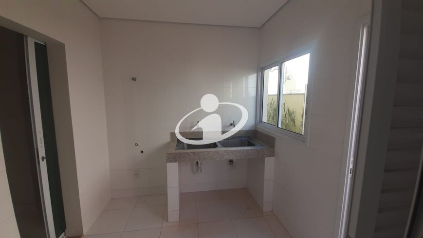 Casa em condomínio_Aluguel