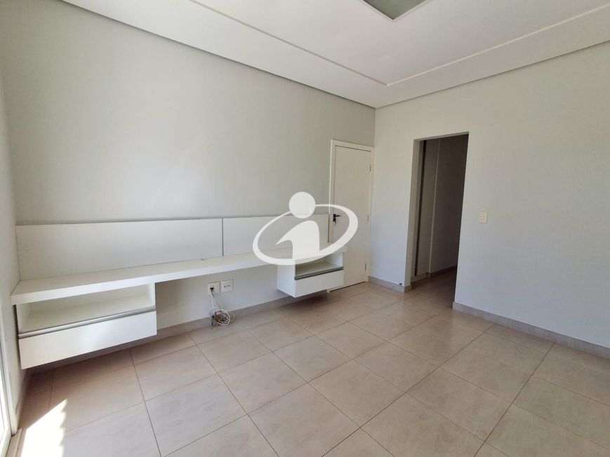 casa cond fechado_Aluguel