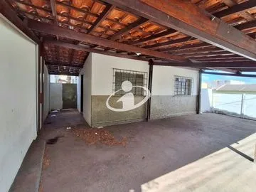 Casa para alugar no Osvaldo Rezende imagem 1