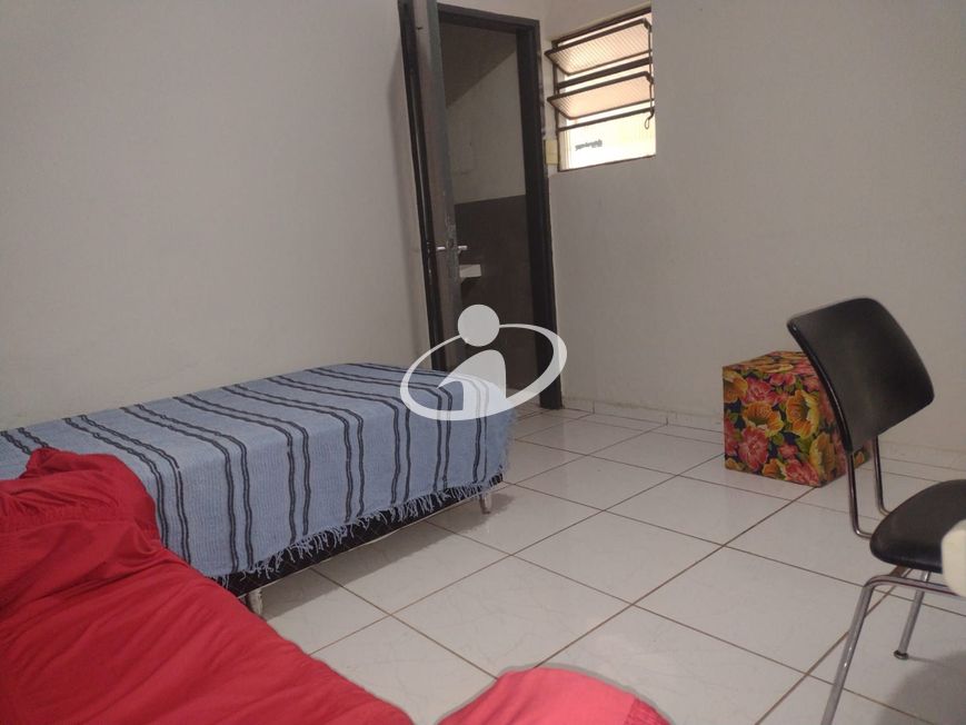 CASA COM COMERCIO_Venda