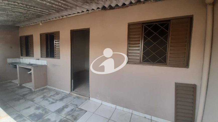 CASA COM COMERCIO_Venda