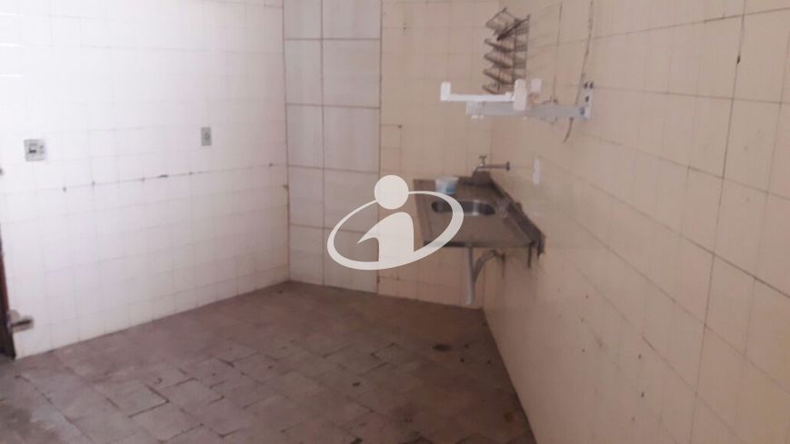 CASA COM COMERCIO_Venda