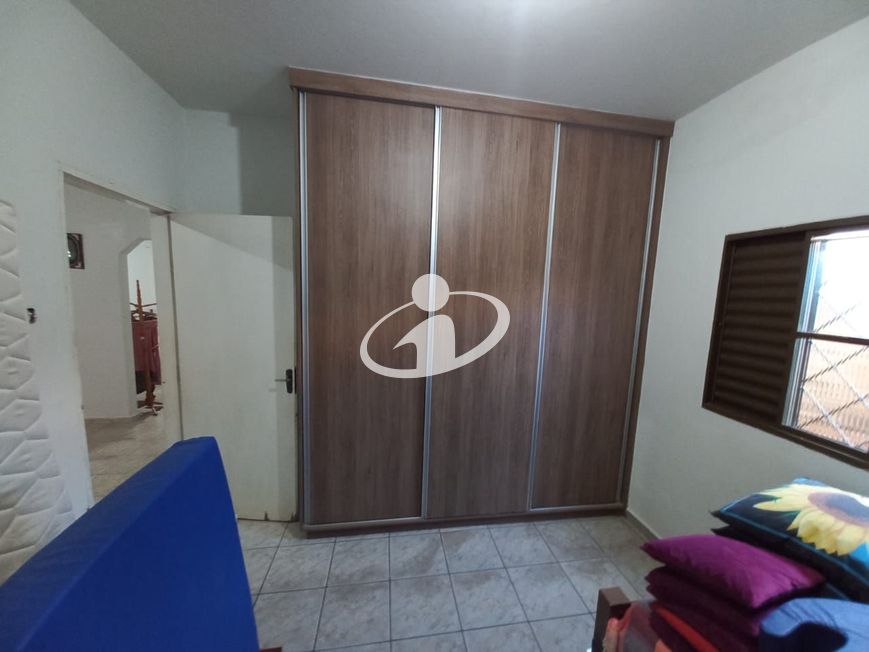 CASA COM COMERCIO_Venda