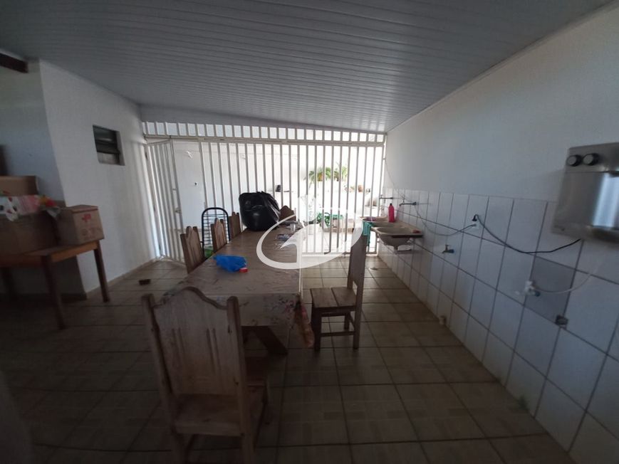 CASA COM COMERCIO_Venda