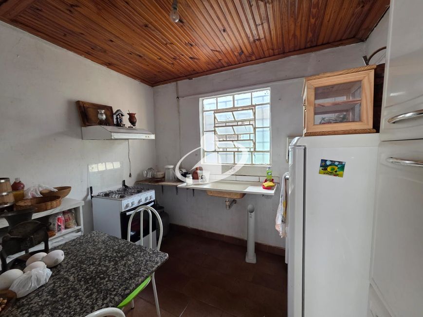 CASA COM COMERCIO_Venda