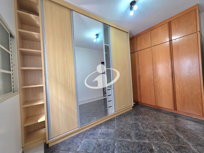 CASA RESIDENCIAL_Venda