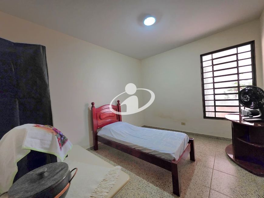 CASA RESIDENCIAL_Venda