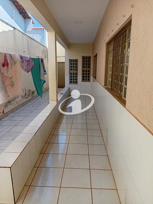 CASA RESIDENCIAL_Venda