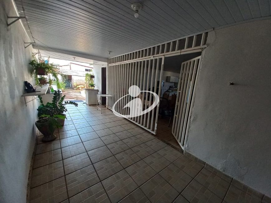 CASA COM COMERCIO_Venda