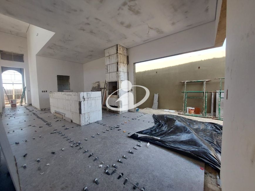 CASA/CONDOMINIO_Venda