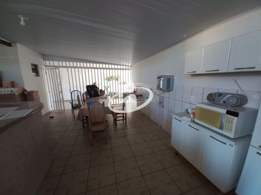 CASA COM COMERCIO_Venda