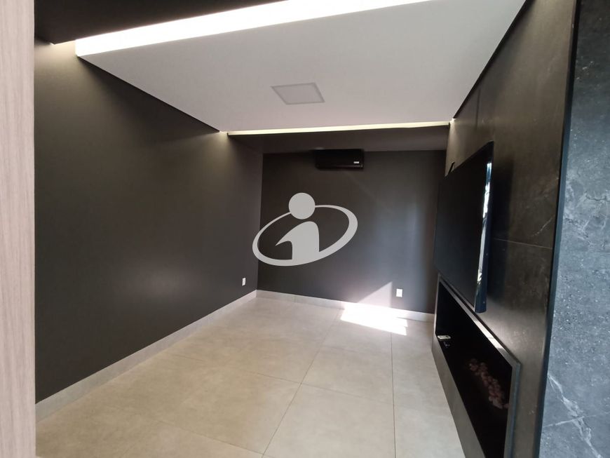 CASA/CONDOMINIO_Venda